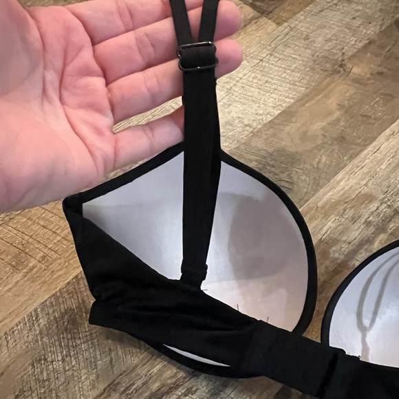 Victoria’s Secret Very Sexy Push Up Bra - Black - Picture 6 of 16